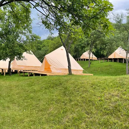Duo Glamping Corbsori Corbi
